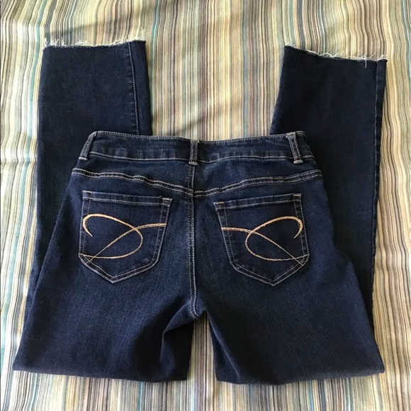 Chico’s Platinum Denim Raw Hem Cutoff Jeans - Picture 1 of 2